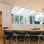 10 Person Holiday Home In Blavand Сasa de vacaciones