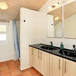 Сasa de vacaciones 10 Person Holiday Home In Blavand