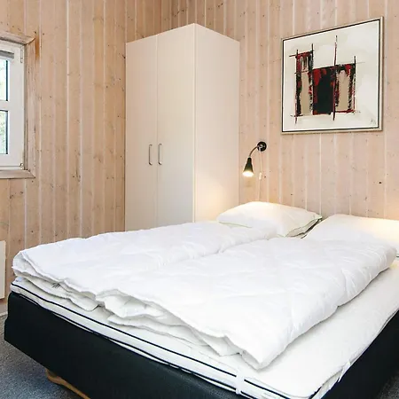 10 Person In Bl Vand Holiday home *
