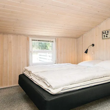 10 Person In Blåvand